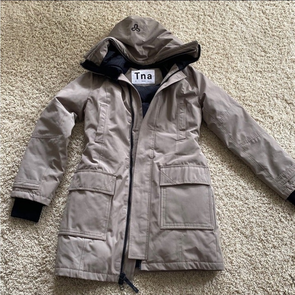 Aritzia TNA Bancroft Parka Winter Puffer Down Coat